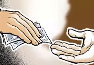 राज्य उत्पादन शुल्कचे अधीक्षक संजय पाटीलसह दुय्यम निरीक्षक व कार्यालय अधीक्षक एसीबीच्या जाळ्यात