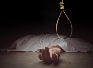 अल्पवयीन मुलीची गळफास घेऊन आत्महत्या?