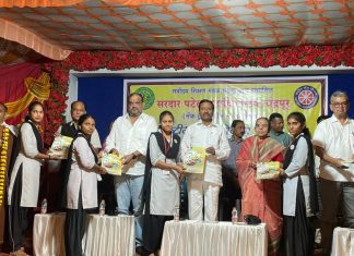 सरदार पटेल महाविद्यालय चंद्रपूर च्या राष्ट्रीय सेवा योजना शिबिराचे वरुर (रोड) येथे माजी आमदार निमकर यांच्या हस्ते उद्घाटन.