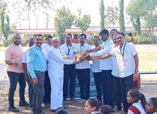 माझी शाळा..सुंदर शाळा मध्ये प्रविणभाऊ आडेपवार माध्यमिक विद्यालय तालुक्यात प्रथम