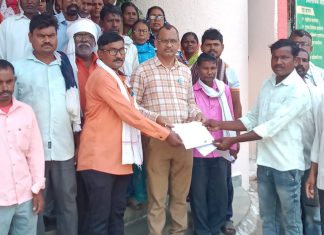 घरकुल बांधकामासाठी रेती उपलब्ध करून द्या व्याहड खुर्द वासीयांची मागणी:तहसीलदार यांना निवेदन