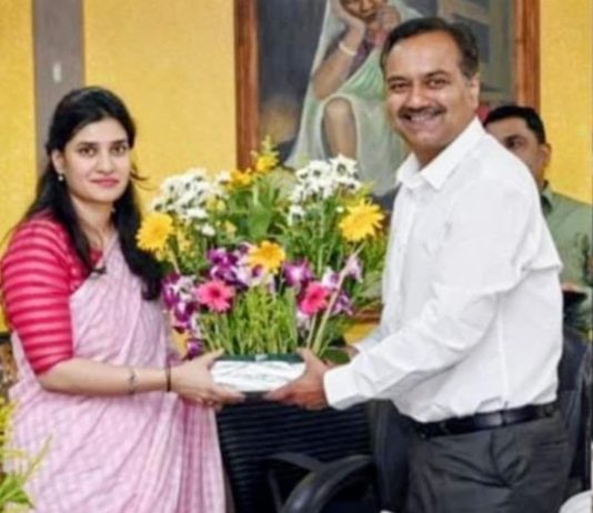 गडचिरोली जिल्हा मध्यवर्ती बँकेच्या अध्यक्षपदी सौ. इशा प्रंचित पोरेड्डीवार यांची अविरोध निवड